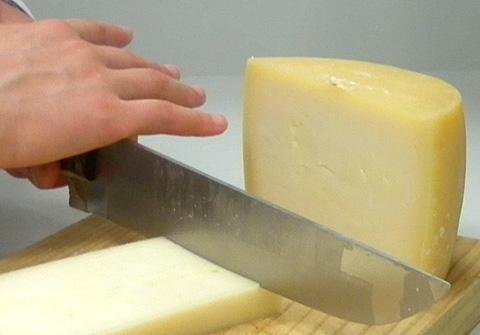 Evaluation of the sensory characteristics of a DO Idiazabal cheese.
