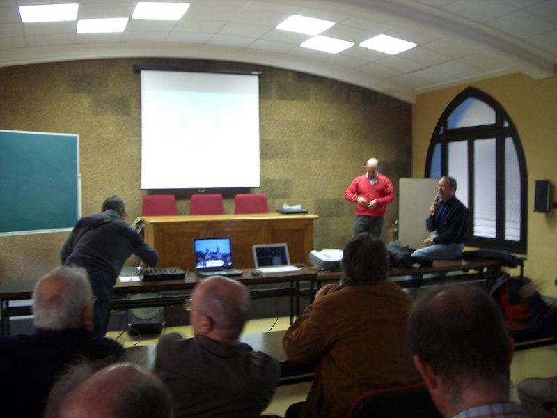 Archivo:04-10-08-Aurkezpena .JPG