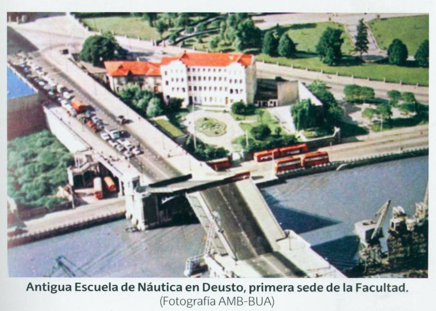 1968 antigua Escuela de Náutica en Bilbao