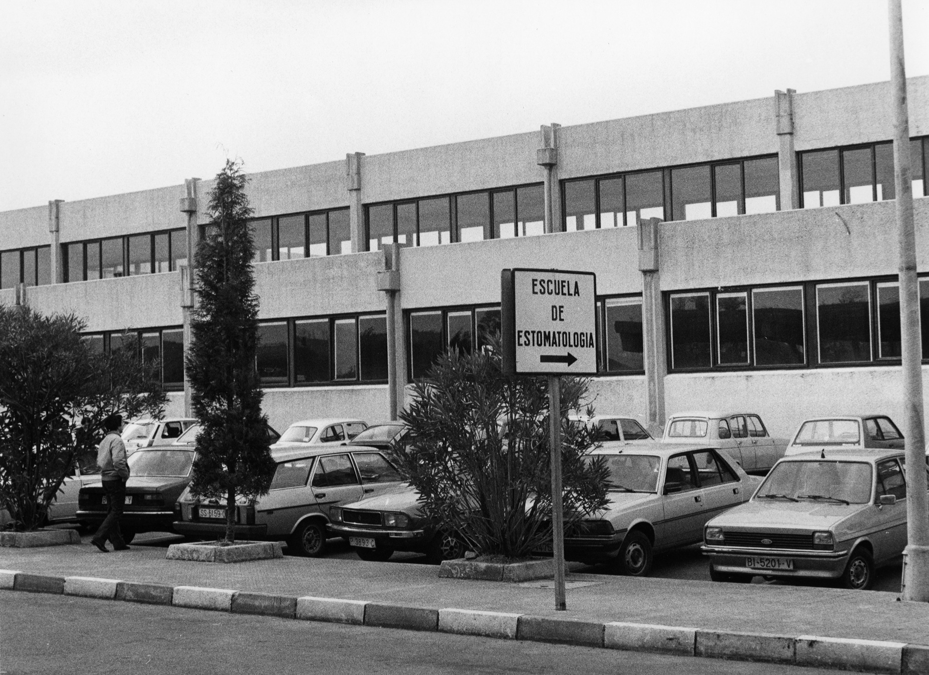 1978_Edificio Escuela Profesional de Estomatología