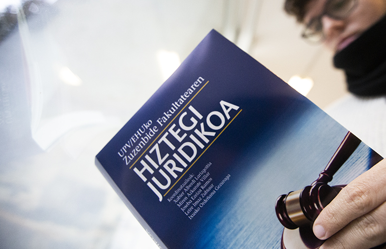 El Diccionario Jurídico de la Facultad de Derecho, un aporte esencial para el campo jurídico en euskera