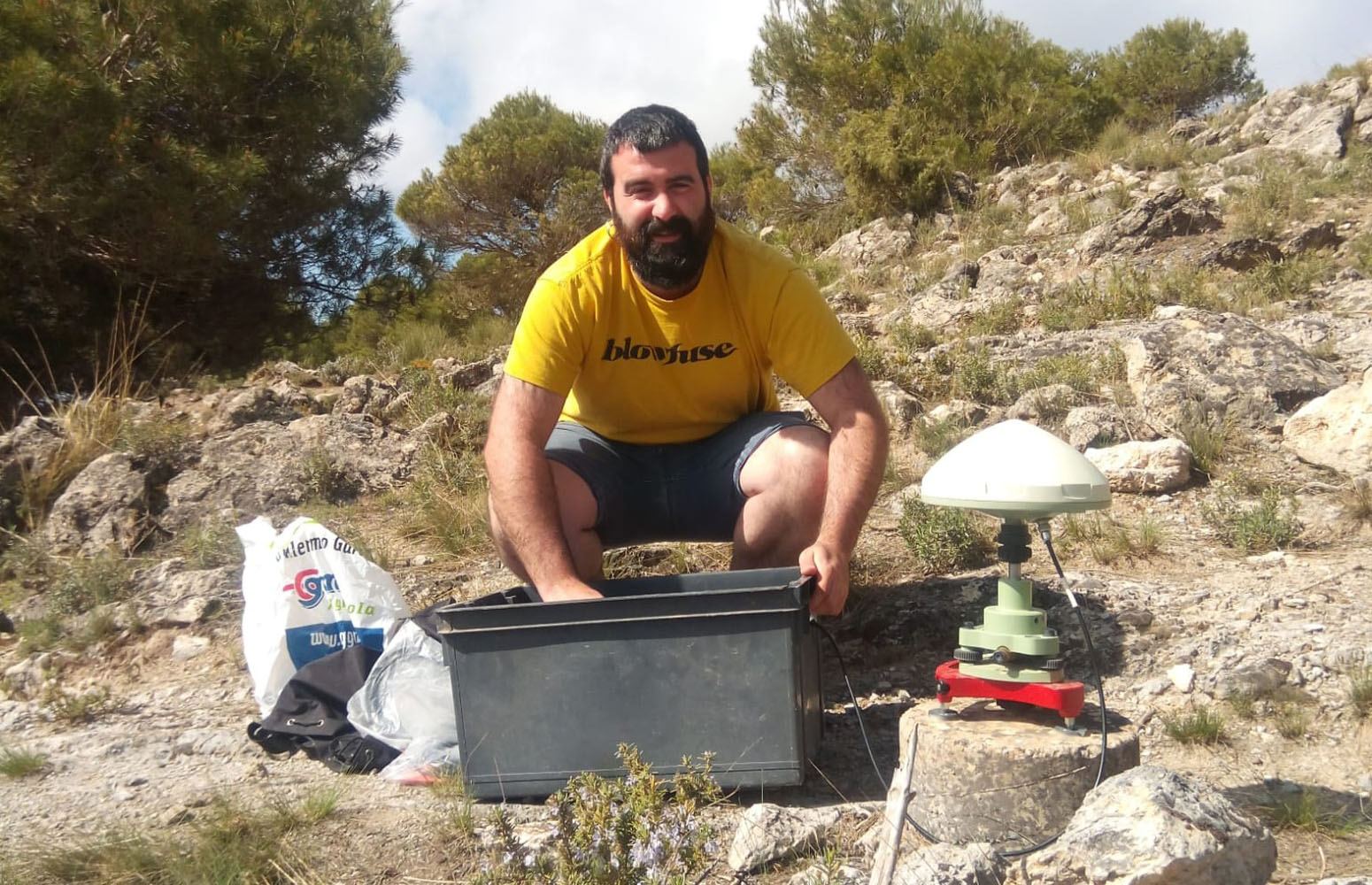 Asier Madarieta, researcher at the University of the Basque Country (EHU), installing a GNSS network in the Betic Cordillera