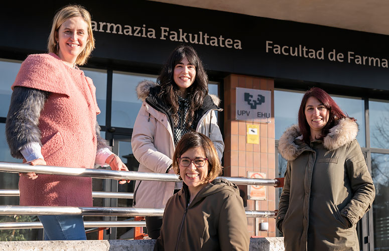 Above, from left to right, Lorena Laorden Muñoz, Maia Azpiazu Muniozguren and Ilargi Martínez Ballesteros. Below, Irati Martínez Malax-Etxebarria