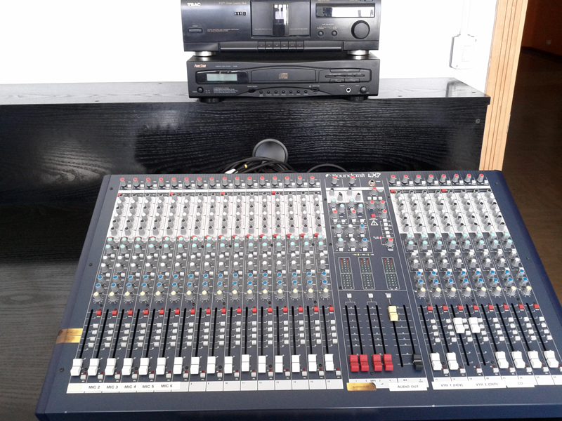 2. Platoa: soinu-mahaia