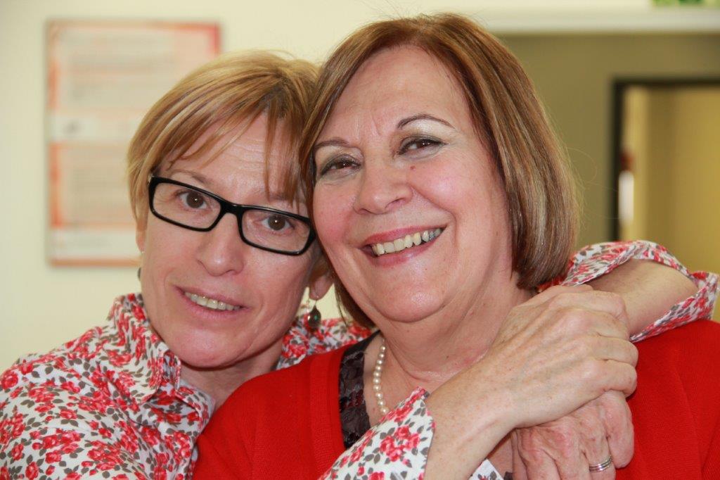 Elena Martínez (Bulego Burua - Idazkaritza) eta Manoli Álvarez (Zentroko administratzailea)