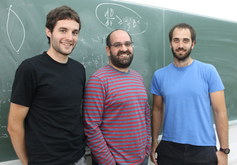 De izquierda a derecha, Joanes Lizarraga, Jon Urrestilla y Asier Lopez-Eiguren