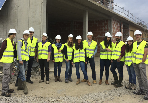 Estudiantes del último curso de Grado de Ingeniería Civil visita las obras de Residencial Itsasalde en Santurtzi