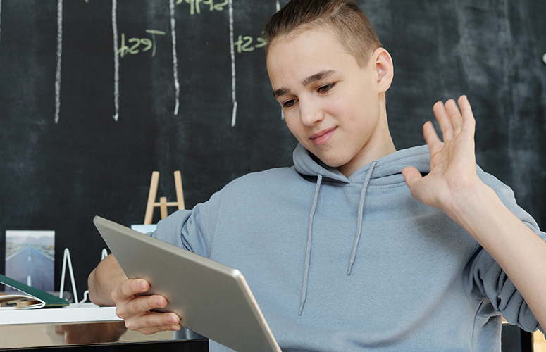 Badator berriro Zientzia Astea