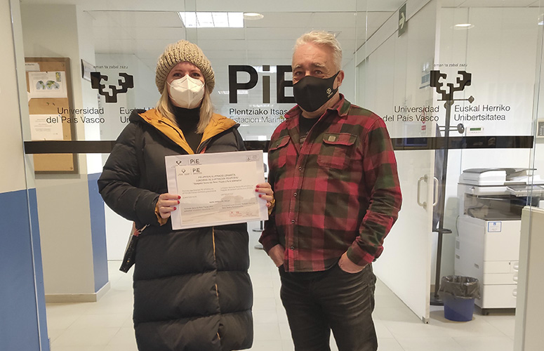 Nuria Hernández, PiE-ko Ilustrazio Zientifikoko I. Lehiaketako irabazlea