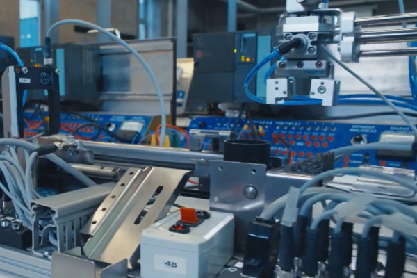 Jornadas de Puertas Abiertas - Bloque Industrial