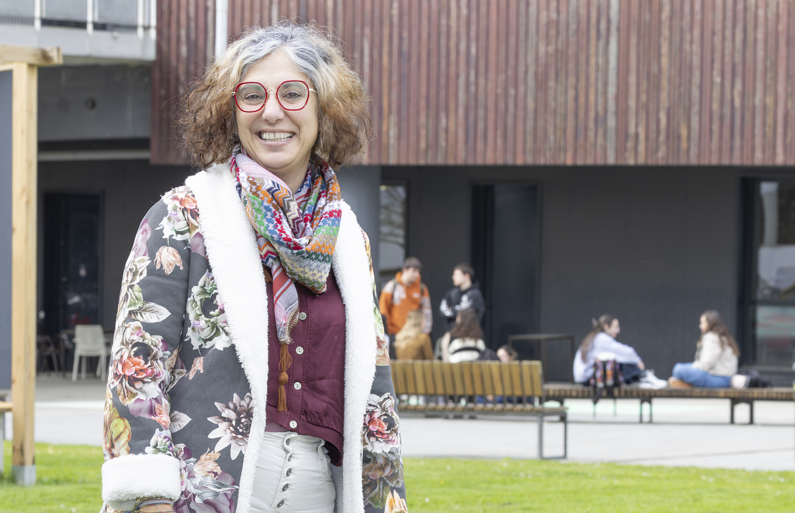 Arantza Gutierrez Paz, Euskal Herriko Unibertsitateko Ikus-entzunezko Komunikazio eta Publizitate Saileko irakasle eta ikertzailea da, eta Ikasketa Feministak eta Generokoak Masterraren arduraduna.