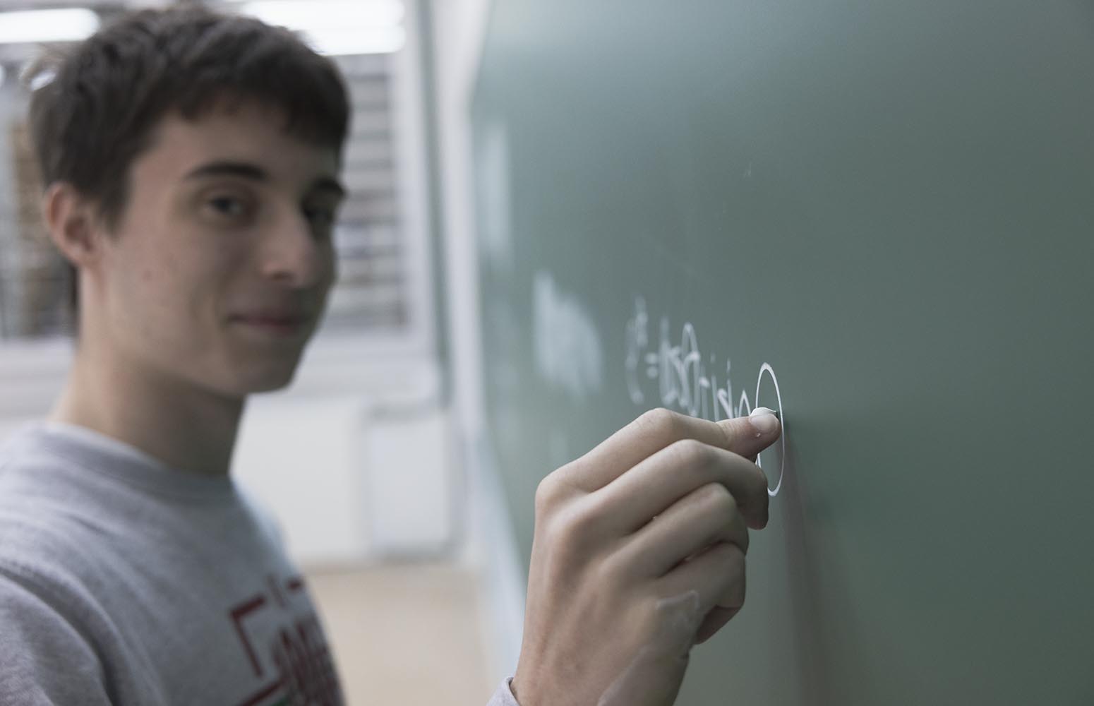 Javier Belausteguigoitia saritua Simon Marais Mathematics Competition lehiaketan