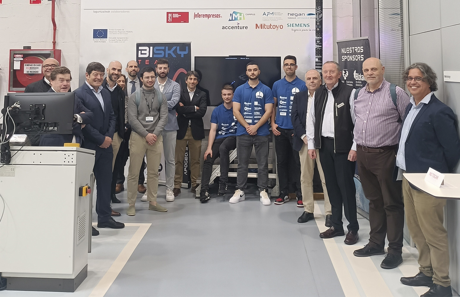 Spacegunen 2024 ekimenean bildu ziren kideen talde argazkia.