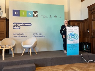 Foto de 3 ponentes del curso de verano