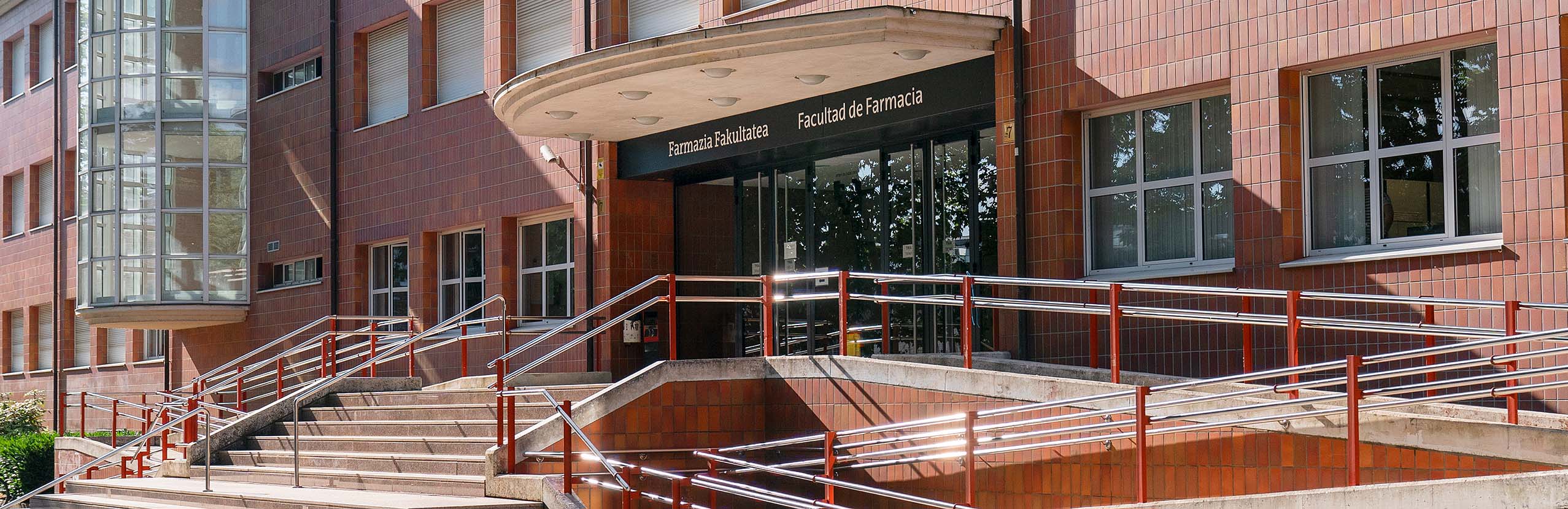 Farmazia sarrera