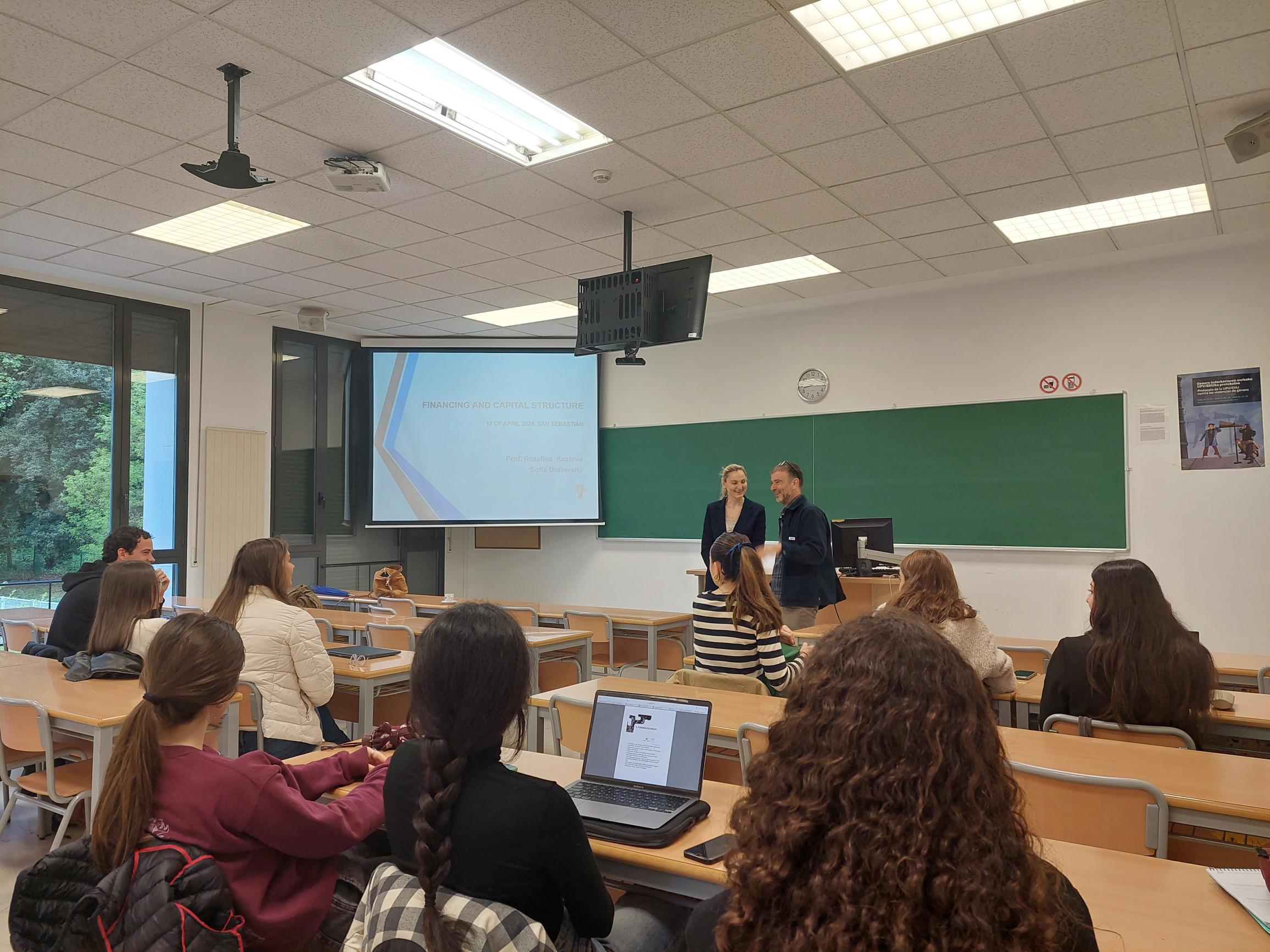 Rozalina Kozleva y Savina Mihayliva