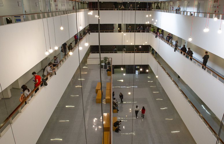 Interior de una facultad