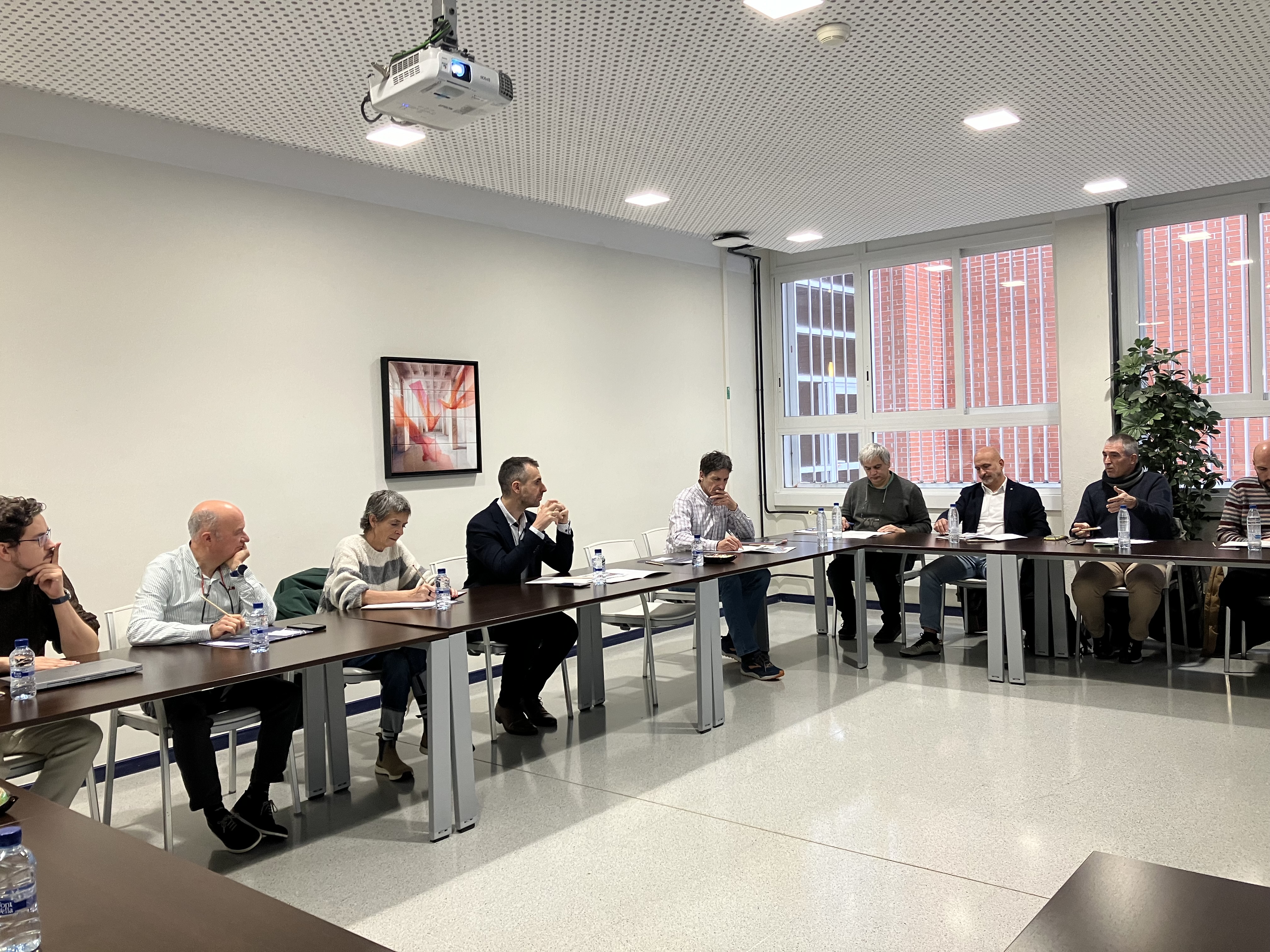 3. argazkia, Jardunaldi Teknikora bertaratutakoen parte-hartzaileekin